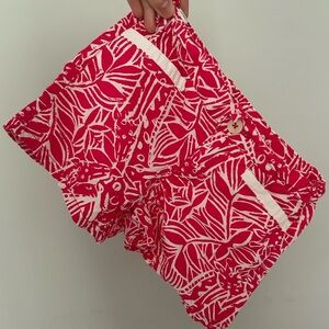 Lilly Pulitzer Pink and White Leaf Print Shorts Tropical Preppy